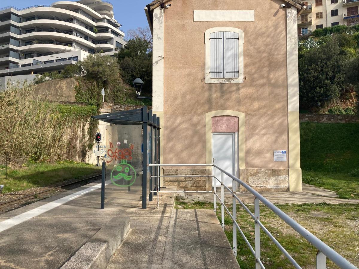 Location Chambre Avec Salle De Bain Et Partie Commune Sea View & Mountain View Renting 1 Of 3 Bedrooms With Shared Common Space 3 Bdrm Apt Not 1 Bdrm Plus Clime Ou Ac Bastia (Corsica) Exterior foto