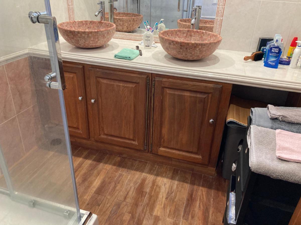 Location Chambre Avec Salle De Bain Et Partie Commune Sea View & Mountain View Renting 1 Of 3 Bedrooms With Shared Common Space 3 Bdrm Apt Not 1 Bdrm Plus Clime Ou Ac Bastia (Corsica) Exterior foto